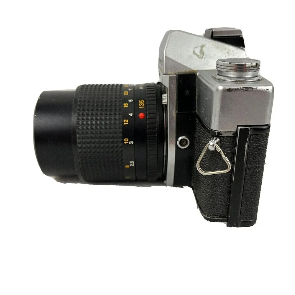 Minolta SRT 200 Vintage Camera 35mm Film With 135mm F/3.5 Lens Tested & Works